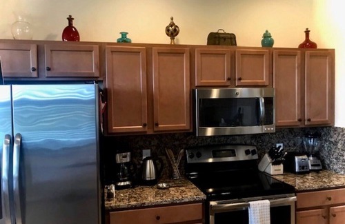Bradenton Condo | TOP FLOOR CORNER CONDO