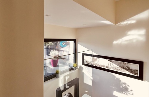 Billancourt–Rives de Seine House | Top Floor Penthouse - 750 Square Foot Sunny Rooftop Terrace at the gate of Paris