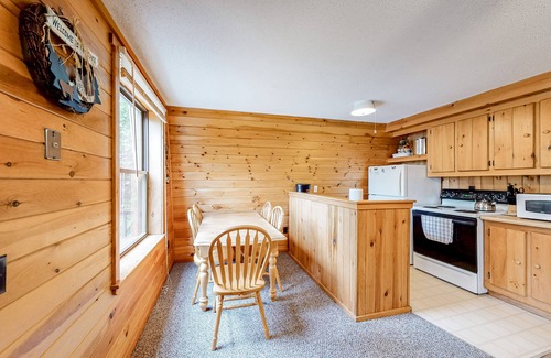 Greenville Cabin | Top-floor getaway with shared dock right on Moosehead Lake, - dog-friendly