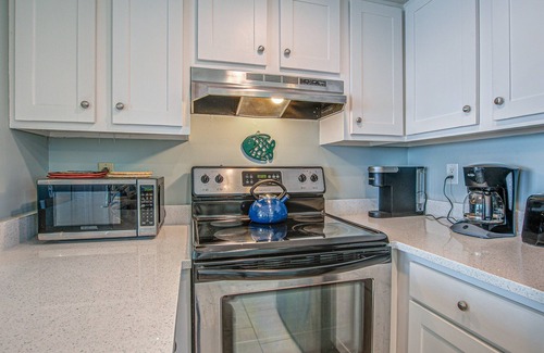 Isle of Palms Villa | Top-floor Oceanfront Villa with spectacular ocean views - prime location