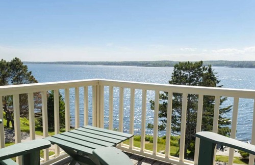 Boothbay Harbor Apartment | Top Floor Queen Rm | Panorama View |No Hidden Fees