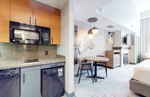 Mammoth Lakes Condo | Top Floor Studio in Luxury Hotel, Natural Light, Across The Village