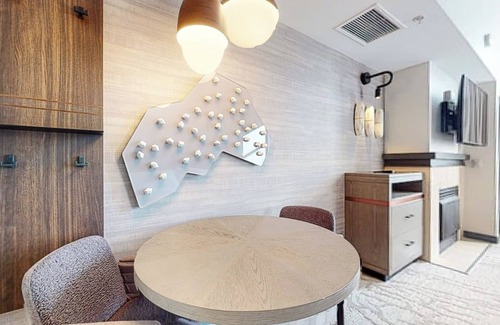 Mammoth Lakes Condo | Top Floor Studio in Luxury Hotel, Natural Light, Across The Village