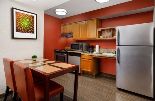 Campbell House | Top Hotel in San Jose Campbell in Heart of Silicon Valley