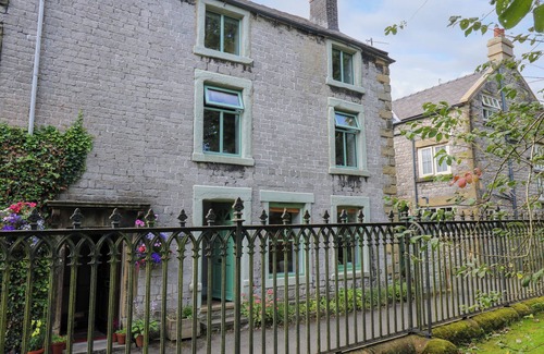 Tideswell Cottage | Top House