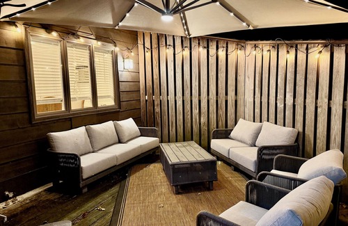 Vernon House | Top Luxe Oasis: Ski's, Hike, Golf, Fine Dining, Fireplace, Ultimate Relaxation