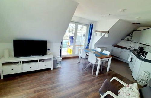 Westerdeichstrich Apartment | Top Modernes Domizil Nordseenah mit Fernsicht Nach Büsum & Perlebucht