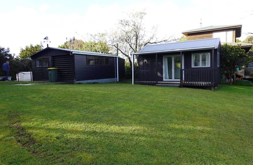 Tawharanui House | Top of the hill @ Campbells Beach, Tāwharanui Peninsula