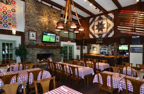 Beech Mountain Hotel | Top of the Beech Inn