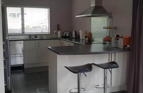 Whakatane House | Top Spot.