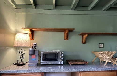 Topanga Ski Chalet | Topanga Mountain Retreat - The Wonderland Cabin