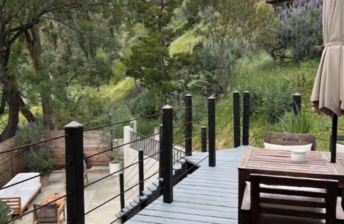 Topanga Apartment | Topanga’s Mini Spa Retreat for 2