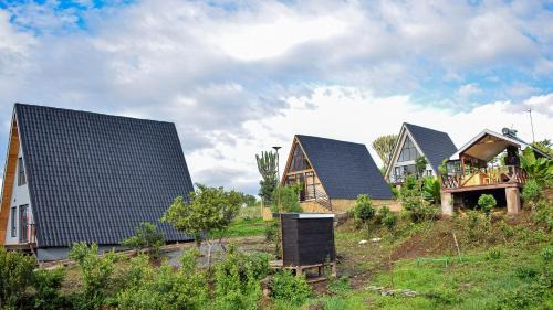 Nanyuki Apartment | Topi Cottages