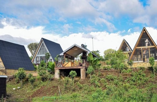 Nanyuki Cottage | Topi cottages