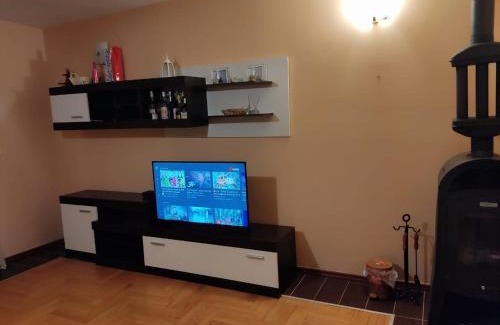 Montenegro Apartment | Topla porodicna kuca