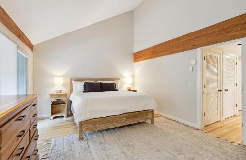 Stowe Area House | Topnotch 329E