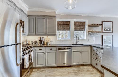 Stowe Area House | Topnotch 558A