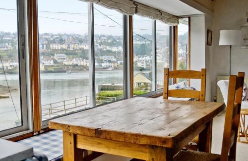 Newton Ferrers House | Topsail