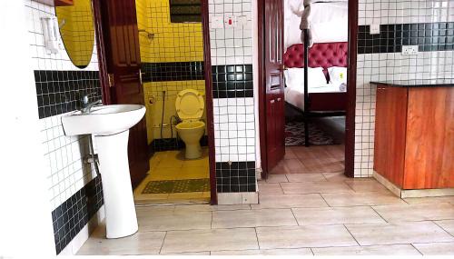 Central Province Hotel | TOQUe HOTEL & ACCOMODATIONS