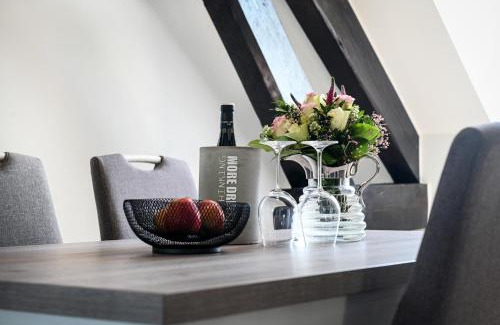 Xanten Apartment | Tor-Apartment im Herrenhaus Rheinblick