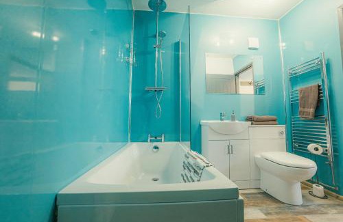 Torpoint Apartment | Torpoint Pod - Free Parking