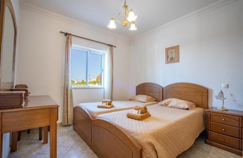The Strip Apartment | Torre da Aldeia by Umbral