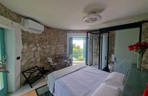 Historical Downtown Salerno Villa | Torre del Principe suite