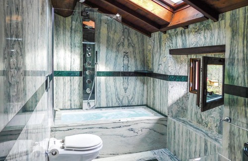 Firenzuola House | Torre delle Rose is a wonderful vacation villa created by the careful renovation of a farmhouse in a