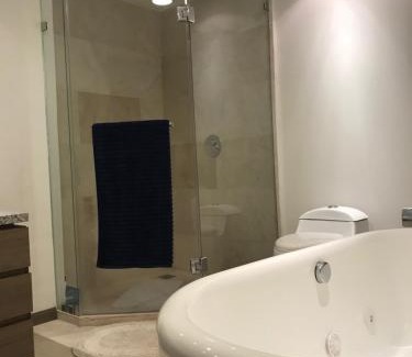 Cerritos Apartment | Torre Península
