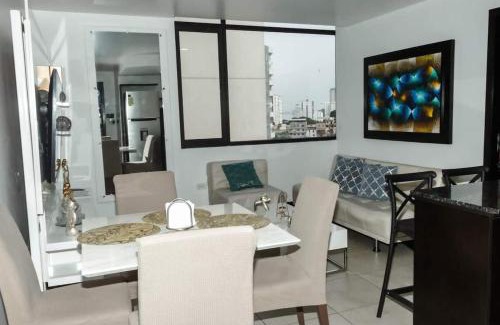 Puerto Santa Ana Apartment | Torres Bellini - Puerto Santa Ana