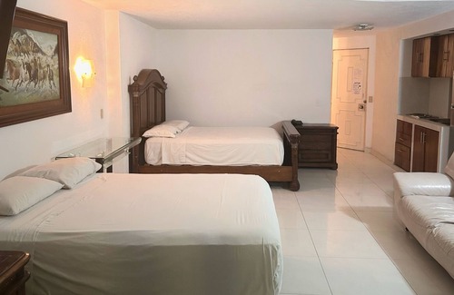 Costera Acapulco Hotel | Torres Gemelas Acapulconexión