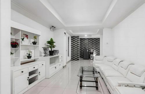 East Jakarta Hotel | TOS Hotel & Residence Velodrome