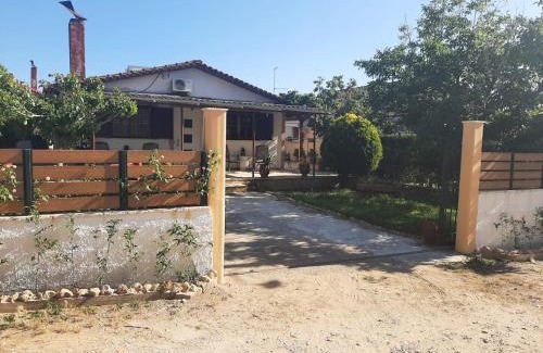 Katakolo House | Tota's Family House