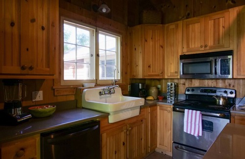Colchester Cabin | Tots Cabin of Braeloch