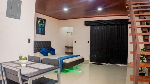 Rio Cuarto de Grecia Apartment | Toucan Villa Rio Cuarto