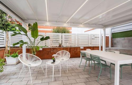 Ciampino House | Touch&Go - Stanza privata con servizi