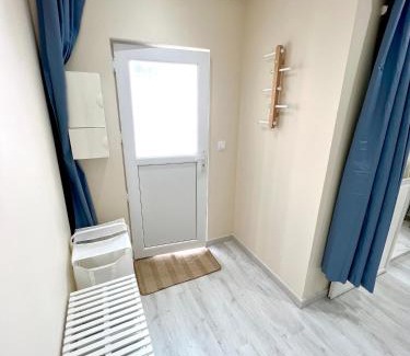 Saint-Cyprien Apartment | Toulouse : Studio équipé au cœur de St-Cyprien