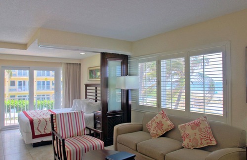 Pompano Beach Resort | Tour the Everglades!