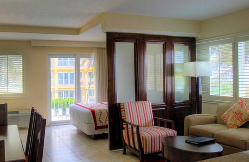 Pompano Beach Resort | Tour the Everglades!