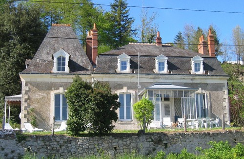 Azay-le-Rideau House | Touraine Manor and Troglodyte Pavilion,