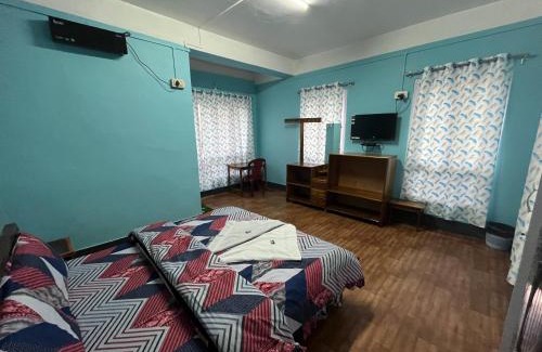 Tawang Hotel | Tourist Hut
