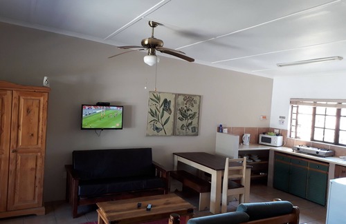 Gansbaai Cottage | Tourist Lodge Gansbaai