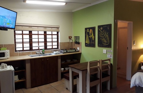 Gansbaai Cottage | Tourist Lodge Gansbaai