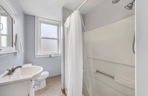 Southwest Garden House | Tower Grove Getaway!