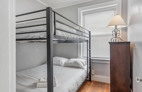 Southwest Garden House | Tower Grove Getaway!