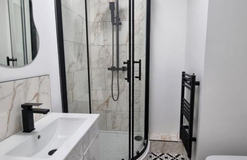 Wakefield Apartment | Tower House Apartments
