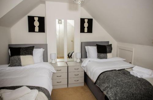Alloa House | Tower Square House