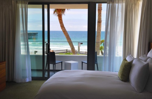 Pacific Beach Hotel | Tower23 Hotel