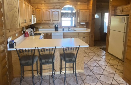 Wisconsin Dells House | Towering Pines Lodge: A Hidden Haven 10 Miles from Wisconsin Dells