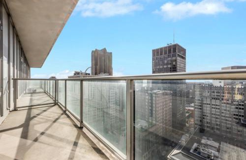 Downtown St. Louis Apartment | Towers At Opop 2102 Spacios And Cozy 1 Bd 1 B